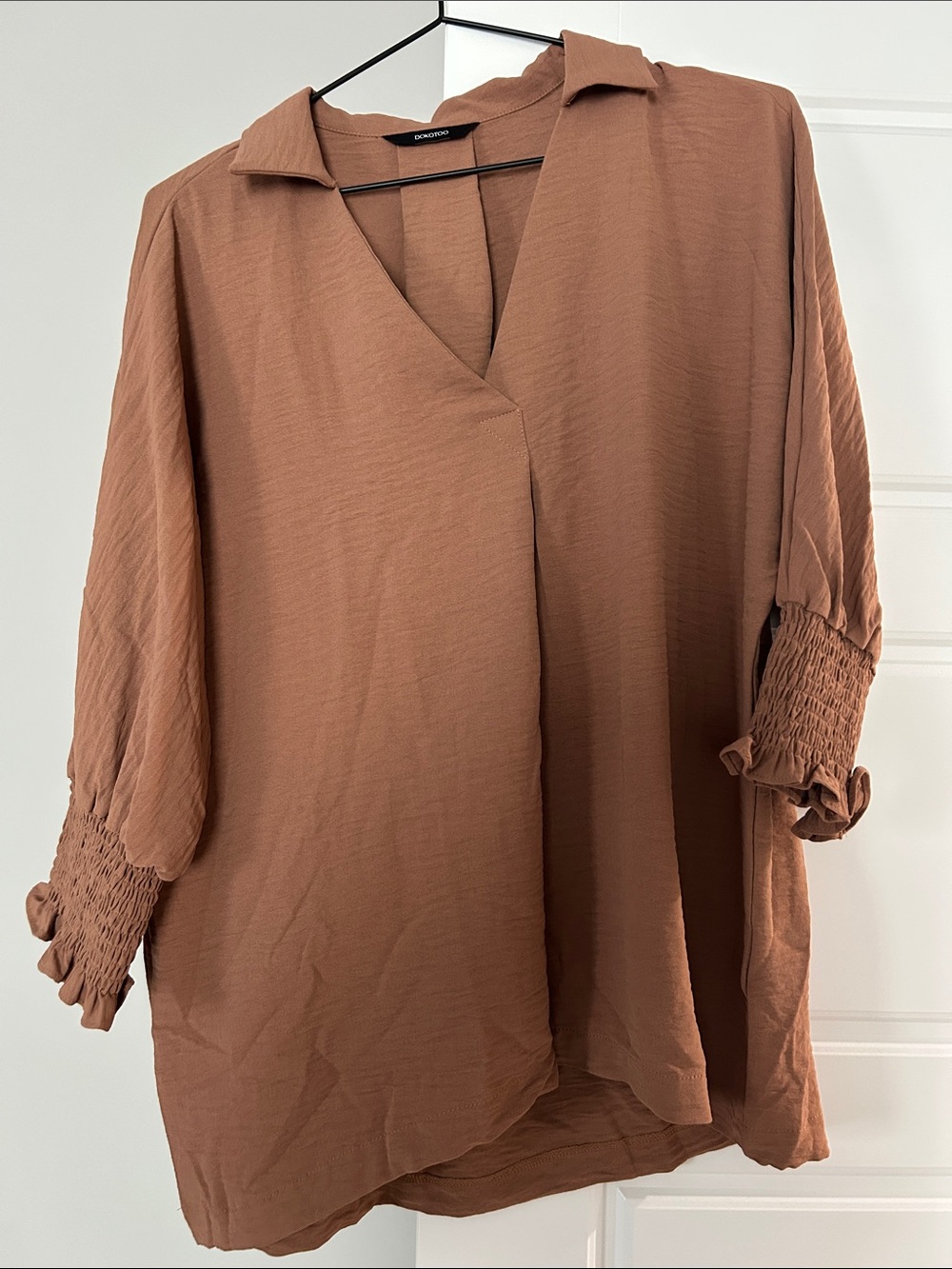 Smocked Sleeve V-Neck Tunic Top - Rust Brown